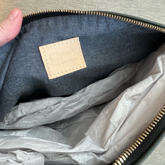 NWT Clare V Moyen Messenger Green - Picture 8 of 16